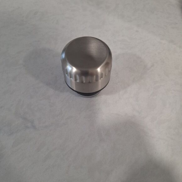 Arbonne Stainless Steel Water Bottle with Cap – 28 oz Woodgrain Marble Design - Picture 5 of 6